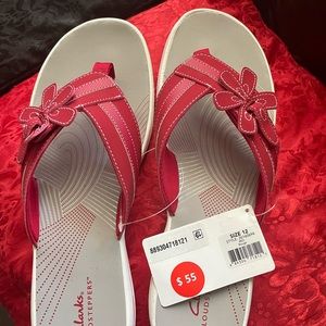Clarks comfortable sandals!! New with tags!